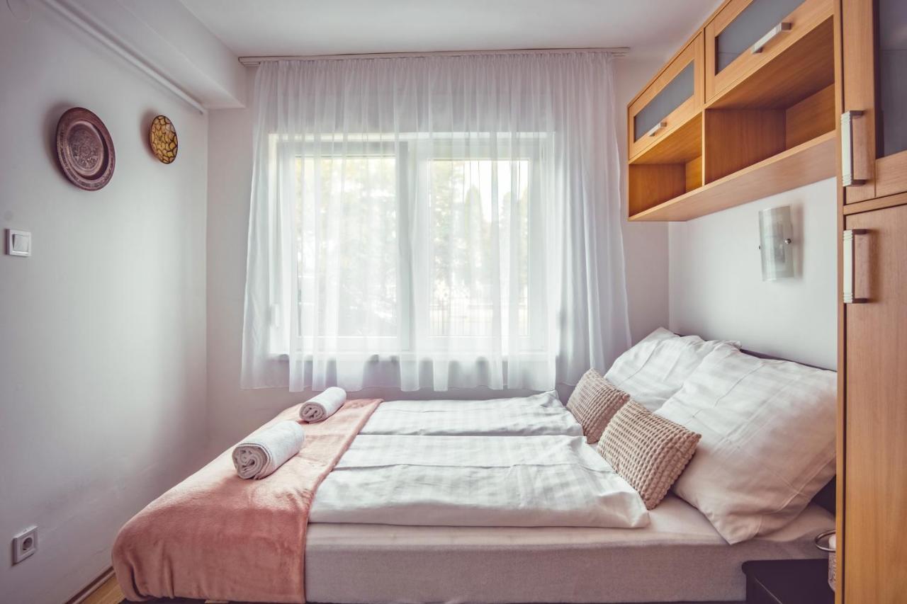 Myflat Piroska